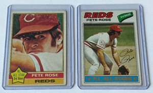 lot 75C image: Pete Rose 2 Card Lot 1976 and 1977 Vintage Baseball Cards