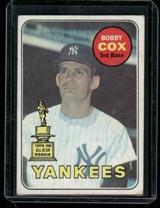 lot 67D image: Bobby Cox RC   1969 Topps #237 New York Yankees Baseball Card