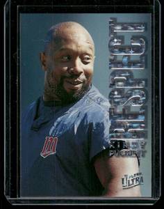 lot 163D image: Kirby Puckett    1996 Fleer Ultra Respect Insert #12 Minnesota Twins Baseball Card