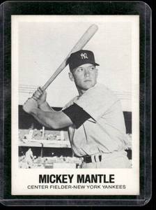 lot 197D image: Mickey Mantle    1977 Galasso Glossy Greats #7 New York Yankees Baseball Card