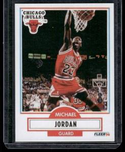 lot 34B image: Michael Jordan    1990 Fleer #26 Chicago Bulls Basketball Card