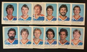 lot 174 image: 1982-83 Edmonton Oilers Red Rooster Team Set w Mark Messier Hockey Cards