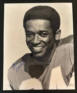 lot 108 image: Gene Washington Signed 8x10 Photo Minnesota Vikings Football