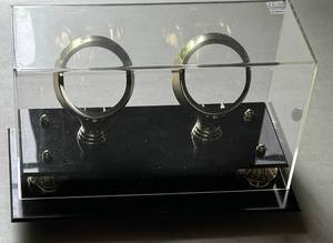 lot 117 image: Baseball Display Case