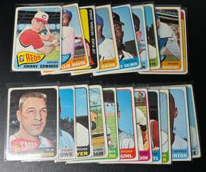 lot 112A image: 1965 Topps Baseball 20 Card Vintage Baseball Lot