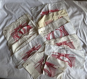 lot 132A image: Minnesota Twins Homer Hanky Lot of 14 1987, 1991, 2002 Baseball