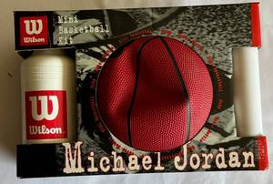 lot 157A image: Michael Jordan Wilson Basketball and Water Bottle Set New In Package