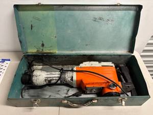Industrial 65A Demolition Hammer in Carrying Case