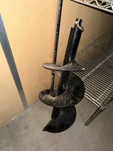 lot 44 image: Heavy-Duty Steel Auger Bit for Post Hole Diggers