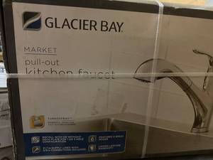 lot 147 image: Glacier Bay Market Chrome Pull-Out Kitchen Faucet