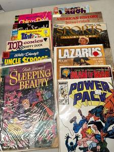 lot 186 image: Collection of Assorted Comic Books and Magazines