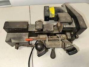 lot 193 image: Rytan Key Cutting Machine with Induction Motor