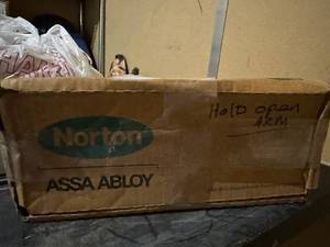 lot 105 image: Norton 1601H Closer Hold Open Arm Aluminum Door Hardware
