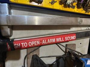 lot 114 image: Detex V40 Series Exit Device with Alarm