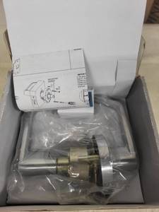 lot 250 image: U.S. Lock Leverset Grade 2 with Clutch and Removable Thru-Bolt