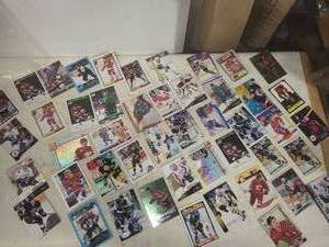lot 266 image: Large Collection of Assorted Hockey Trading Cards