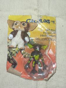 lot 270 image: Vintage Gremlins Gizmo and Mohawk Figures in Original Packaging