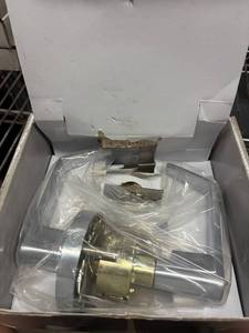 lot 86 image: U.S. Lock Grade 2 Entry Lever with Clutch and Removable ThruBolt