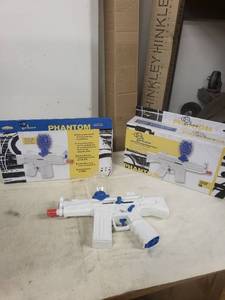 lot 178 image: Phantom Gel Blaster with Gel BBs and Box