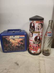lot 179 image: GI Joe Lunchbox, James Dean Film Legenden Canister, Pepsi Bottle