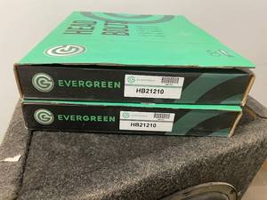 lot 187 image: Evergreen Head Bolts Set HB21210