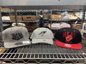 lot 211 image: Set of 3 NBA Team Caps - Charlotte Hornets, Cleveland Cavaliers, Miami Heat