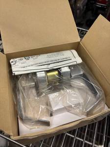 lot 224 image: Arrow RL Cylindrical Door Lockset