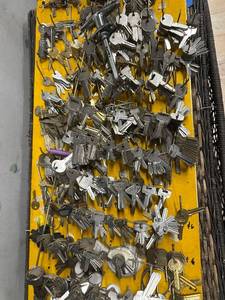 lot 232 image: Collection of Assorted Locksmith Keys and Blanks