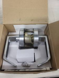 lot 236 image: US2050 Series Schlage Classroom Lever Set Grade 2