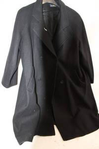 lot 23 image: Hunters Run Black Wool Overcoat