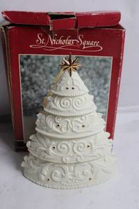 lot 62 image: St. Nicholas Square Ceramic Christmas Tree with Box