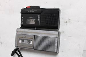 lot 74 image: Set of 2 Retro Cassette Recorders - Sony M-427 and General Electric