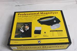 lot 77 image: Professional Magnifier with Spotlight and 4 Magnifications