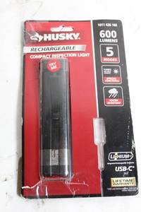 lot 136 image: Husky Rechargeable Compact Inspection Light 600 Lumens
