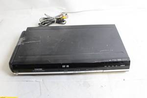 lot 144 image: Toshiba DVD Player D-R560 with Remote and AV Cables