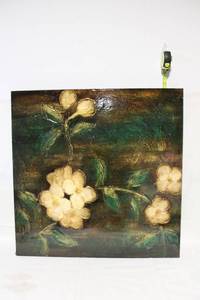 lot 68 image: Handcrafted Floral Relief Wall Art with Green Background
