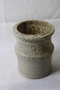 lot 93 image: Handmade Stoneware Pottery Vase