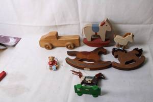 lot 99 image: Collection of 7 Wooden Toy Figurines Including Horses and Car
