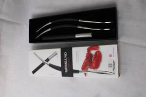 lot 105 image: Bjrklund Skaldyr Seafood Tool Set with Lobster Crackers
