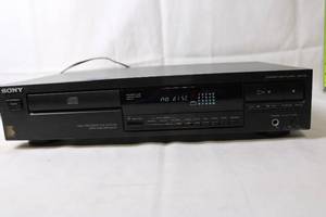 lot 107 image: Sony CDP-190 Compact Disc Player