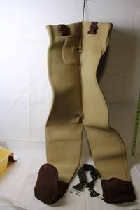 lot 124 image: Hodgman Lakestream Convertible Neoprene Waders Size M