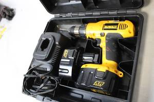lot A-174 image: DeWalt XR Pack Cordless Power Drill with Charger and Case
