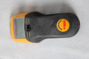 lot 185 image: Zircon HD900 MultiScanner Stud Finder and Metal Detector