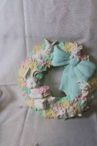 lot 214 image: Vintage Easter Bunny and Floral Wall Wreath