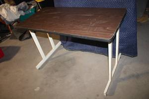 lot 276 image: Used Office Desk with Metal Legs