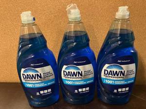 lot 71 image: Dawn Dish Soap