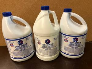 lot 78 image: Germicidal Ultra Bleach