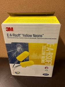 lot 5 image: 3M Corded Ear Plugs