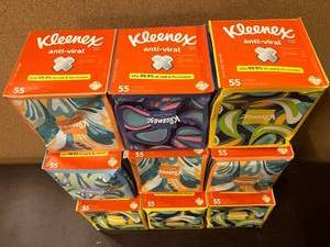 lot 92 image: Kleenex Anti-Viral Facial Tissue