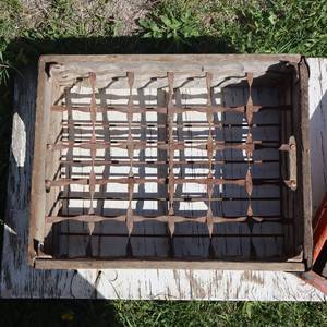 lot 111 image: Vintage wooden and metal crate